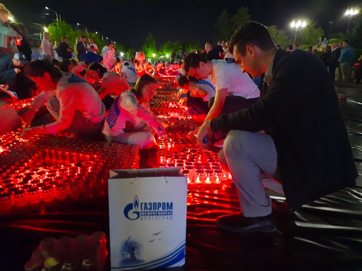 Картина за лампадой 5 букв